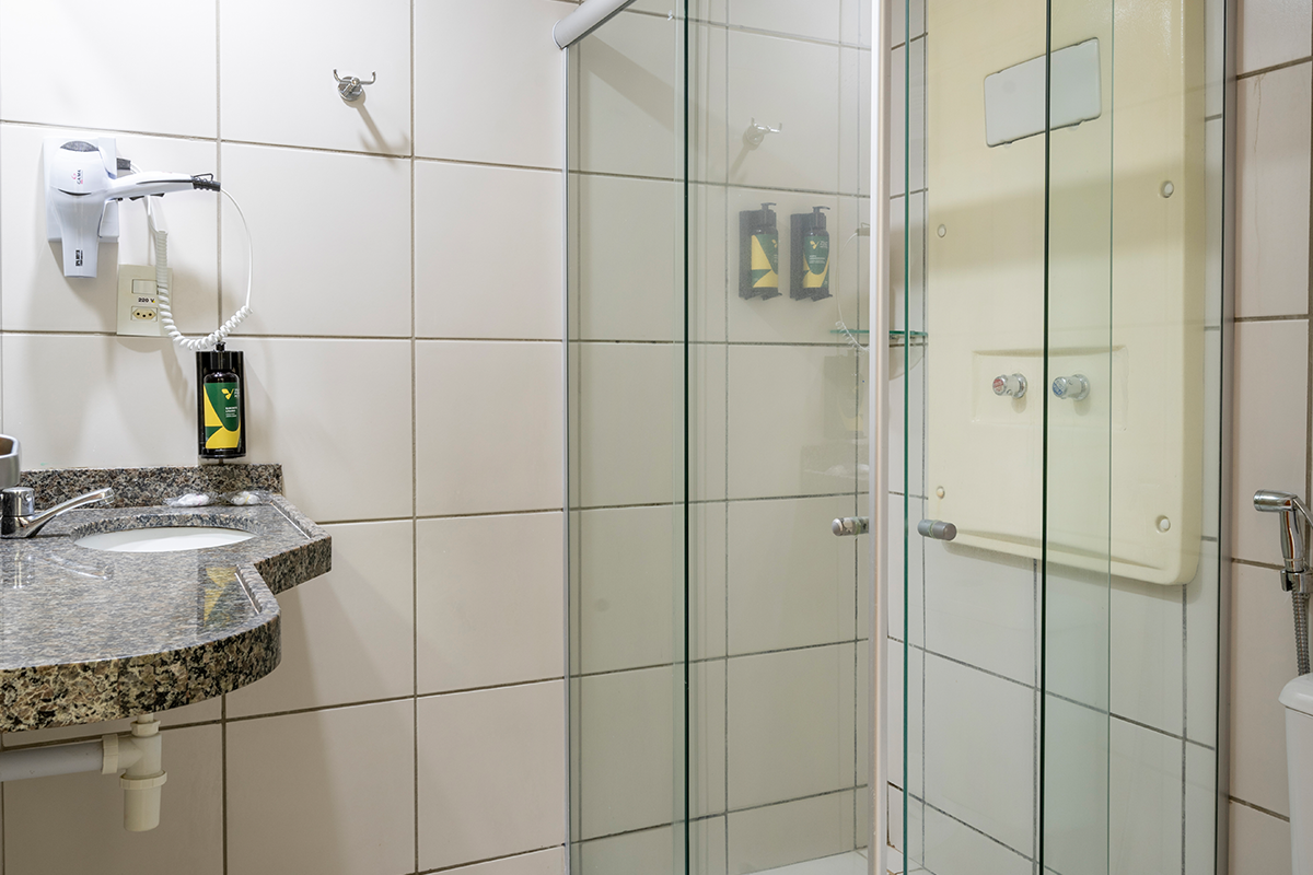 Banheiro do quarto Standard